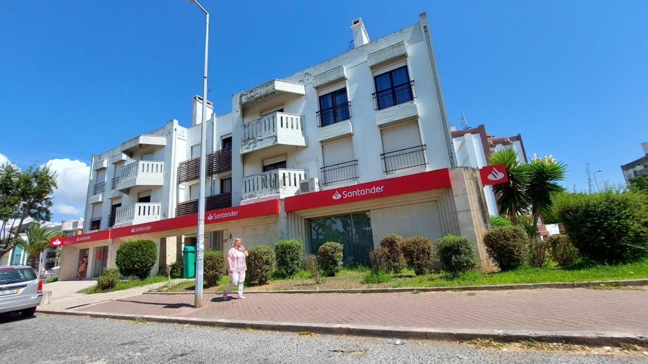Апартаменты Enjoy Lisbon Cascais Sintra 1200 Metres To Metro Blue Line Sintra Rail Line Free Parking Амадора Экстерьер фото