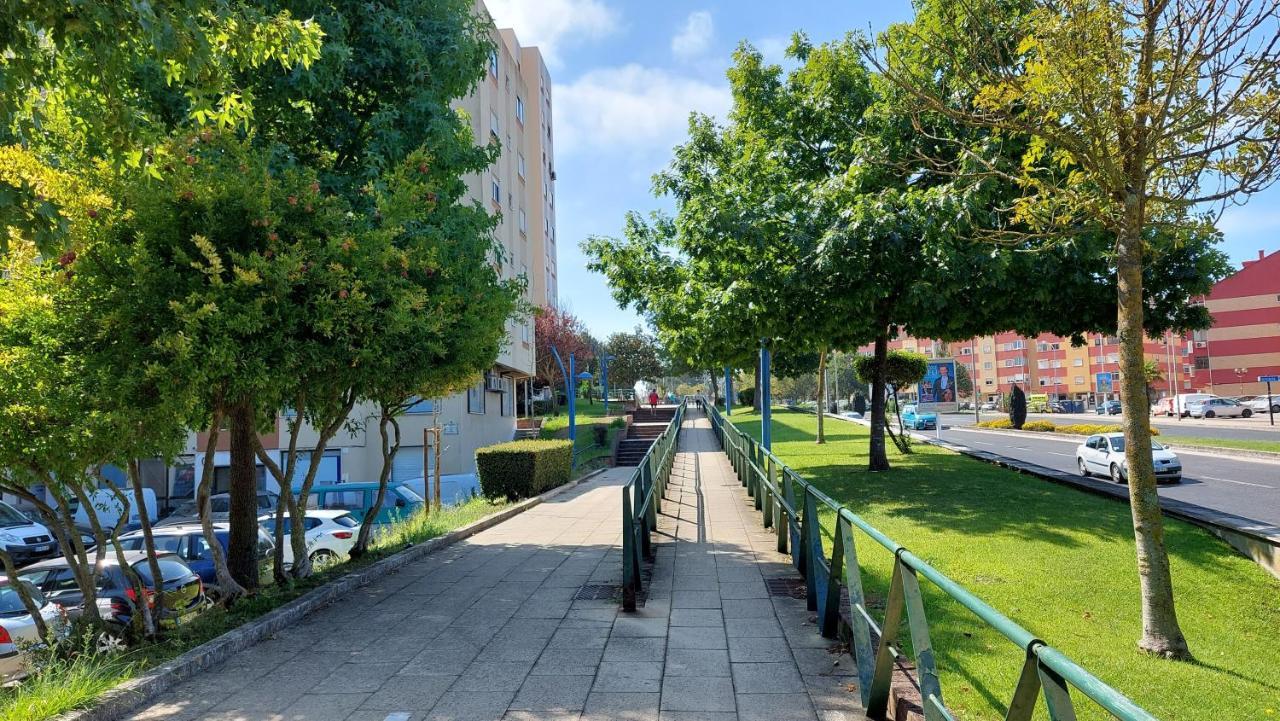 Апартаменты Enjoy Lisbon Cascais Sintra 1200 Metres To Metro Blue Line Sintra Rail Line Free Parking Амадора Экстерьер фото