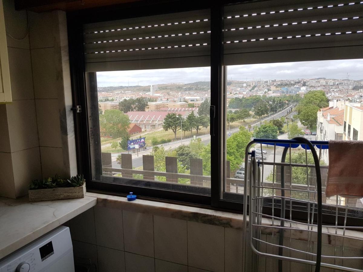 Апартаменты Enjoy Lisbon Cascais Sintra 1200 Metres To Metro Blue Line Sintra Rail Line Free Parking Амадора Экстерьер фото