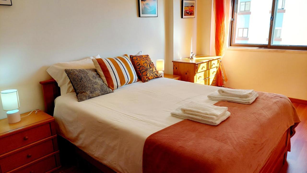 Апартаменты Enjoy Lisbon Cascais Sintra 1200 Metres To Metro Blue Line Sintra Rail Line Free Parking Амадора Экстерьер фото