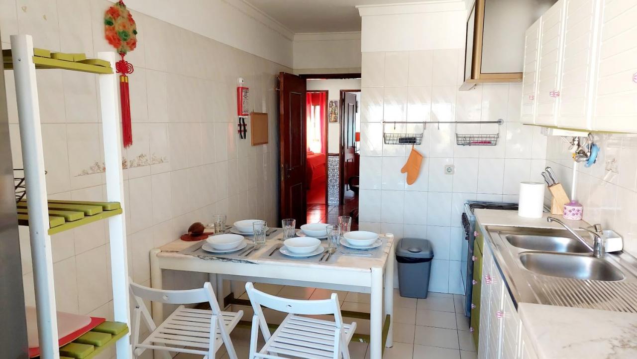 Апартаменты Enjoy Lisbon Cascais Sintra 1200 Metres To Metro Blue Line Sintra Rail Line Free Parking Амадора Экстерьер фото